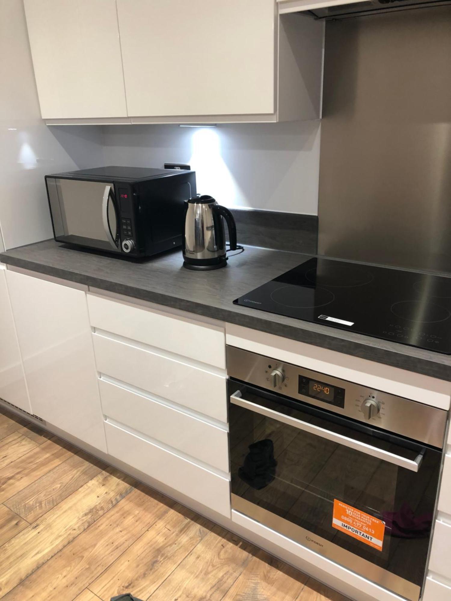 Luxury Kingsize Bedroom With Private Bathroom Northolt  Eksteriør billede